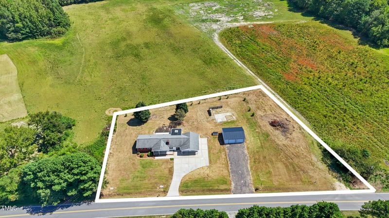 1580 Honeycutt St, Benson, NC 27504