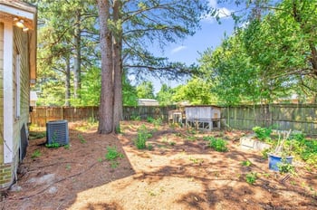 1582 Hazelcrest Dr, Fayetteville, NC 28304