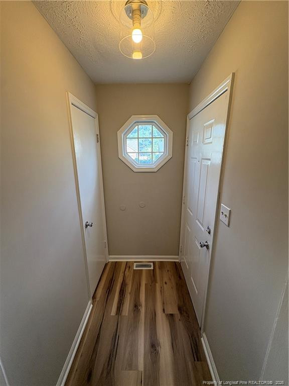 1582 Hazelcrest Dr, Fayetteville, NC 28304