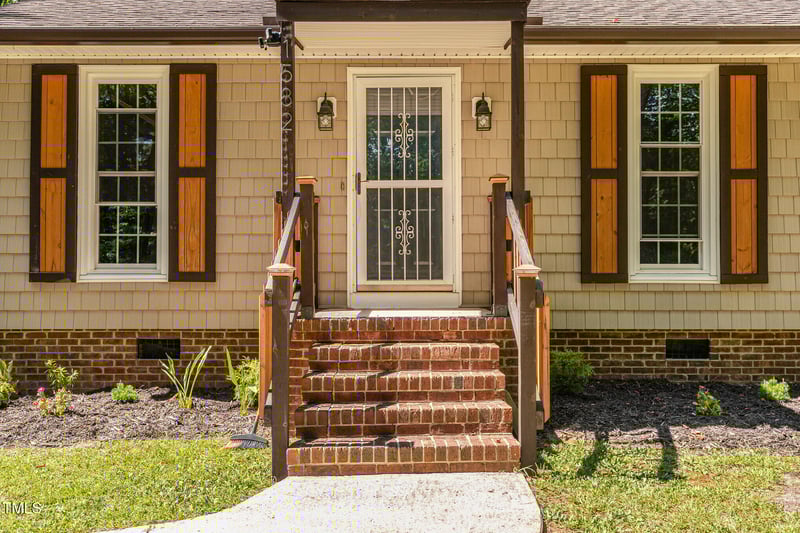 1582 Jordan Narron Rd, Selma, NC 27576