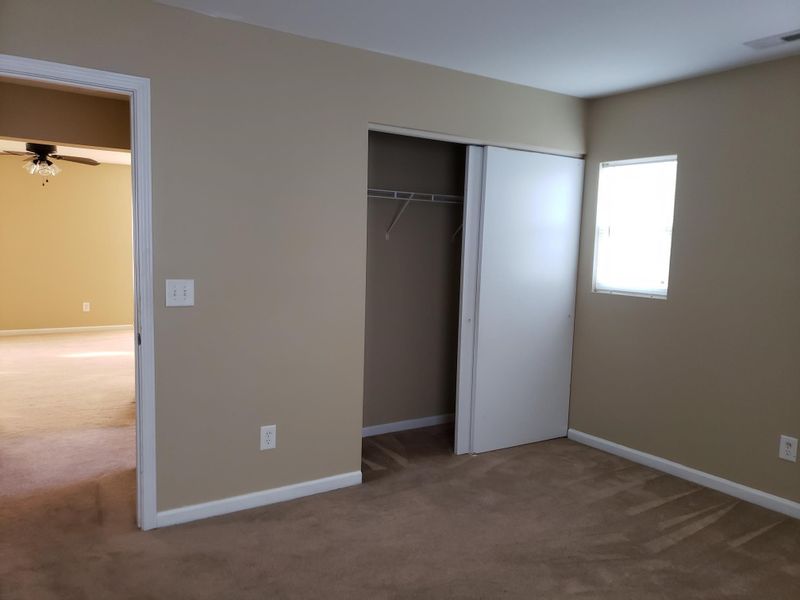 159 Averasboro Dr, Clayton, NC 27520