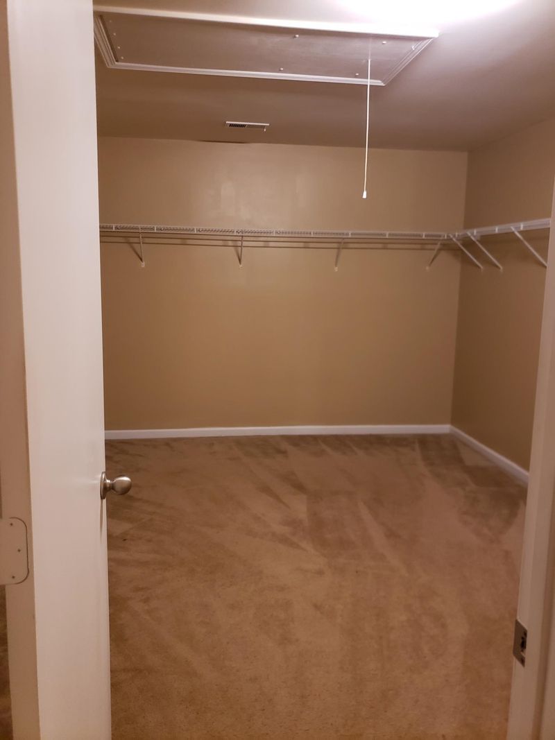 159 Averasboro Dr, Clayton, NC 27520