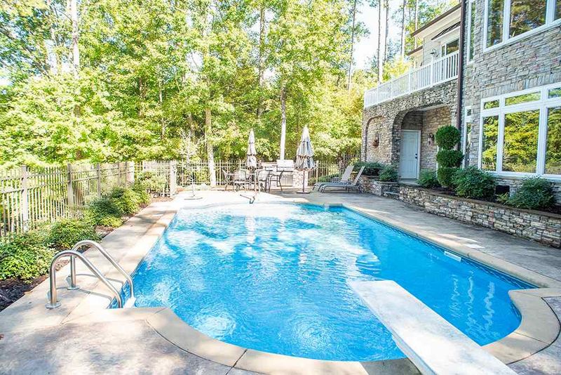 159 Duck Point Dr, Roxboro, NC 27574