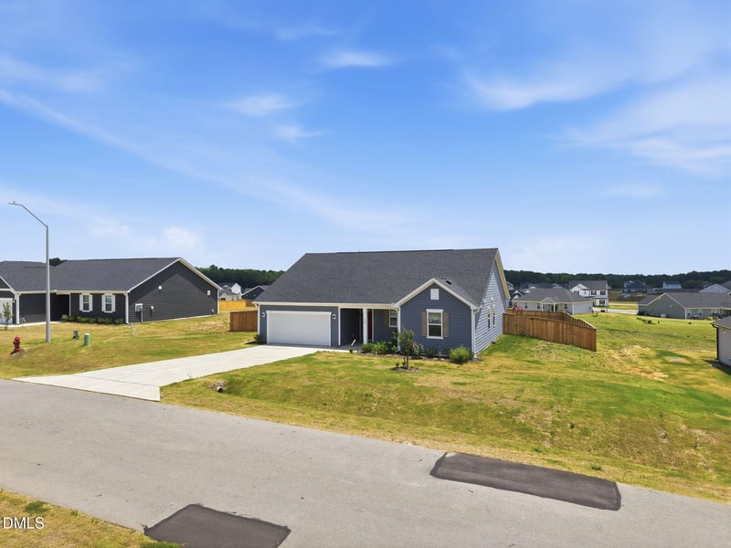 159 Robert Howe Dr, Fuquay Varina, NC 27526