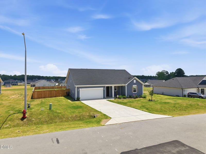 159 Robert Howe Dr, Fuquay Varina, NC 27526
