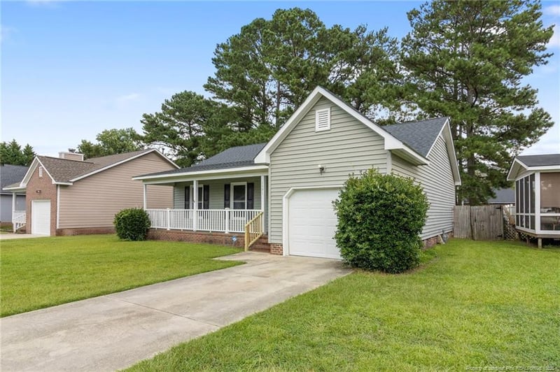 1591 Hazelcrest Dr, Fayetteville, NC 28304