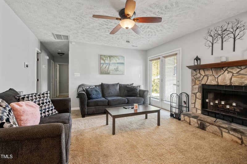 1592 Winnabow Dr, Fayetteville, NC 28304