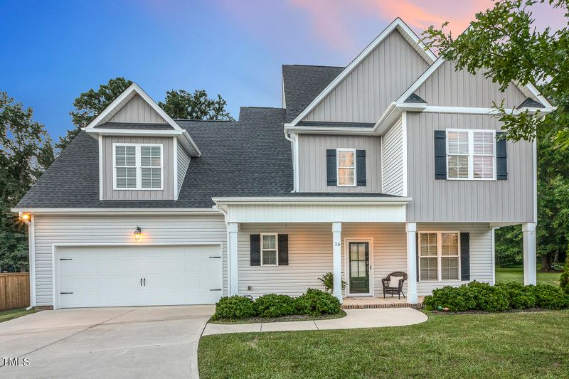 16 Alvis Ct, Fuquay Varina, NC 27526