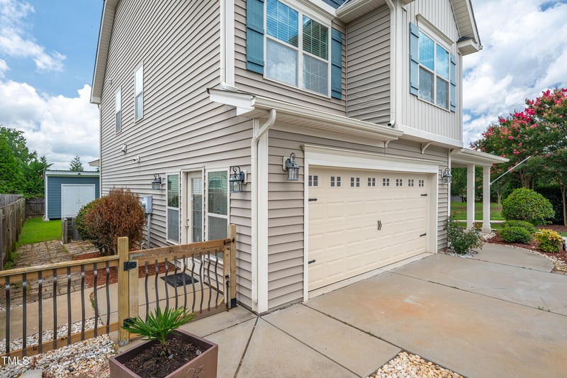 16 Averasboro Dr, Clayton, NC 27520