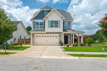 16 Averasboro Dr, Clayton, NC 27520