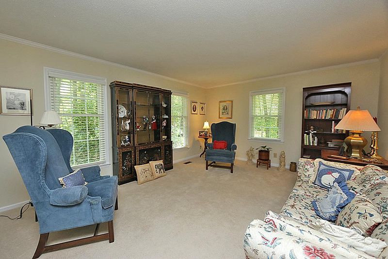 16 Barrington Pl, Durham, NC 27705