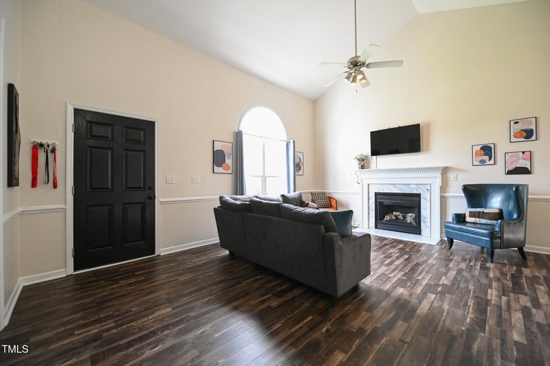 16 Bent Creek Ct, Clayton, NC 27527