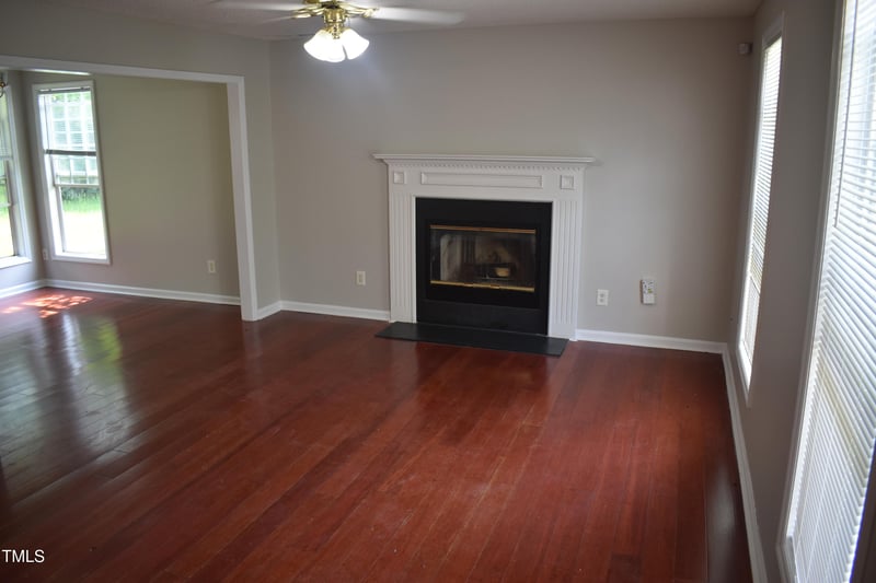 16 Berrymeadow Ln, Durham, NC 27713