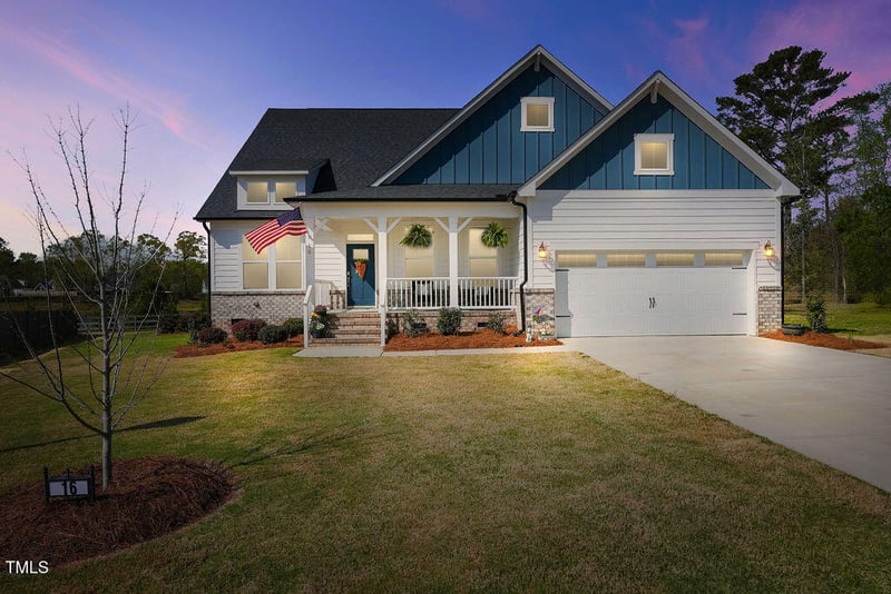 16 Blue Monarch Ln, Fuquay Varina, NC 27526