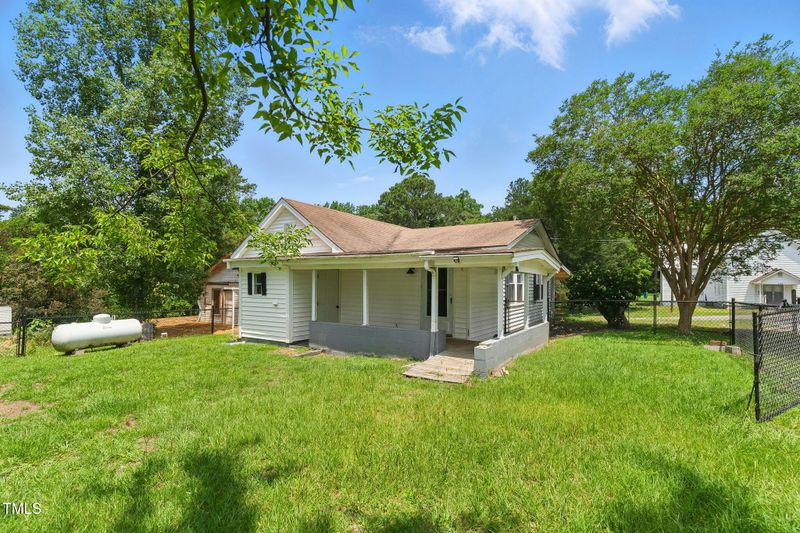 16 S Church, Coats, NC 27521