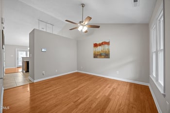 16 Crystal Oaks Ct, Durham, NC 27707