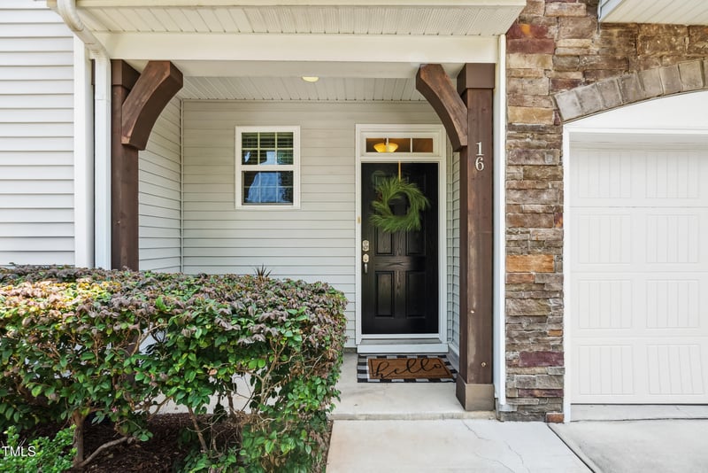 16 Daly Ct, Durham, NC 27705