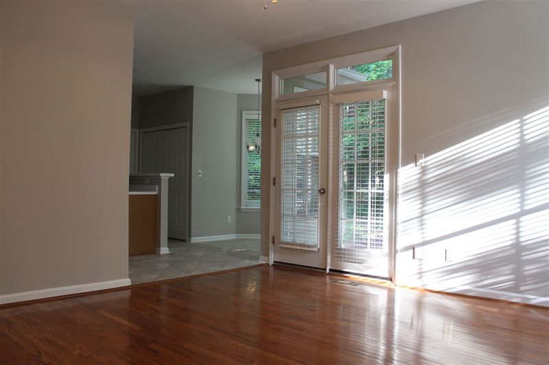 16 Dardanelle Ln, Durham, NC 27713