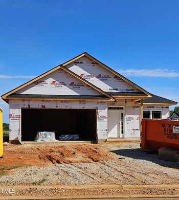 16 Decatur Dr, Fuquay Varina, NC 27526