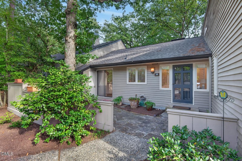 16 Glenmore Dr, Durham, NC 27707