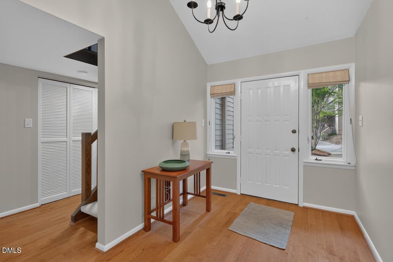 16 Glenmore Dr, Durham, NC 27707