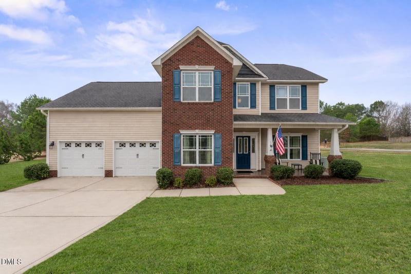 16 Gwendolyn Way, Fuquay Varina, NC 27526