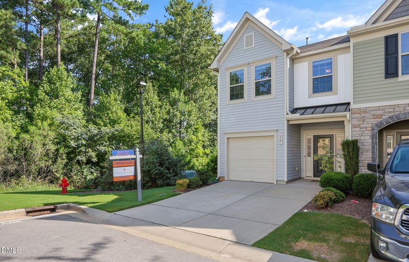 16 N Hedgewick Dr, Clayton, NC 27527
