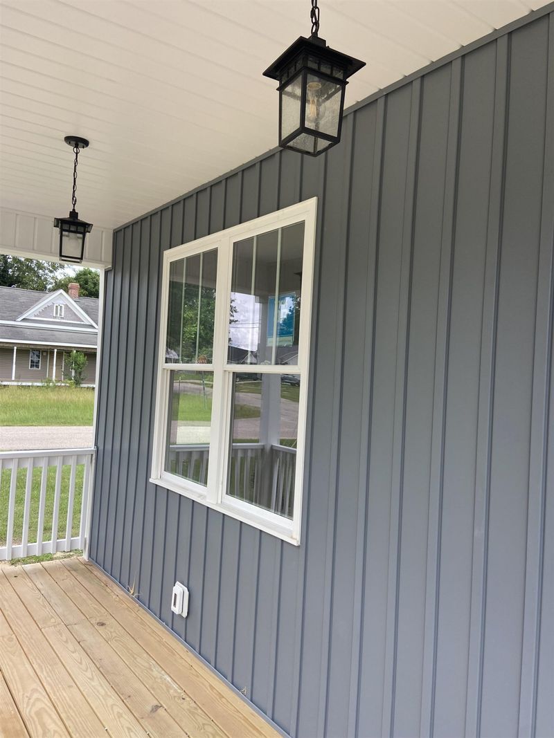 16 N Isabella St, Coats, NC 27521