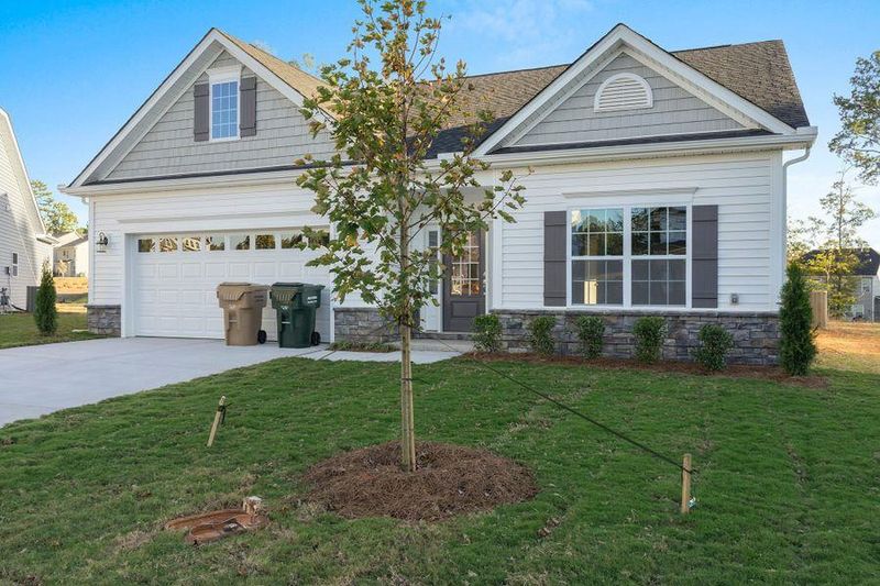 16 Jonalker Ct, Clayton, NC 27520