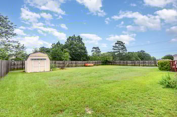 16 Lansing Ct, Sanford, NC 27332