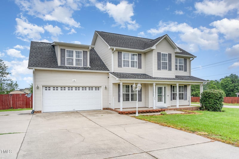 16 Lansing Ct E, Sanford, NC 27332