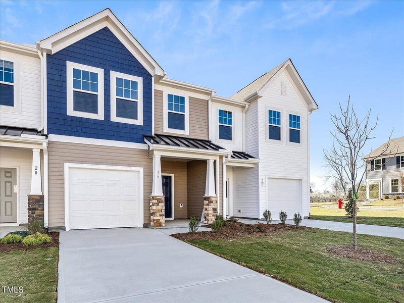 16 Lavender Ln #164, Clayton, NC 27520