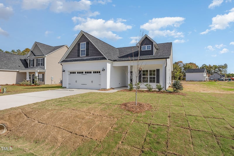 16 Lupin Dr, Smithfield, NC 27577