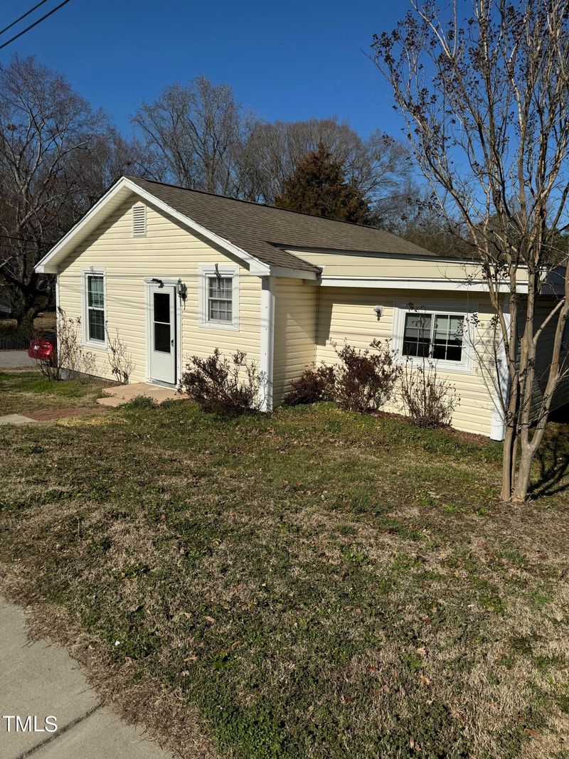16 Main St, Knightdale, NC 27545