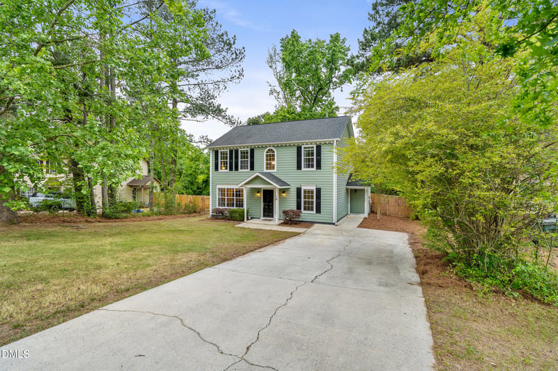 16 Meadowcrest Dr, Durham, NC 27703