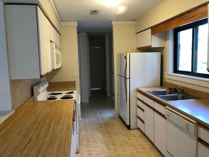 16 Melstone Turn #16, Durham, NC 27707