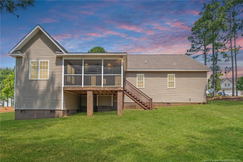 16 Quail Hl, Sanford, NC 27332