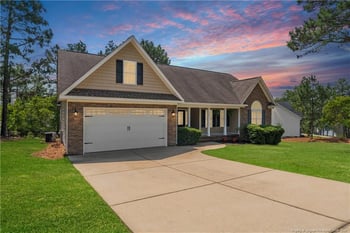 16 Quail Hl, Sanford, NC 27332