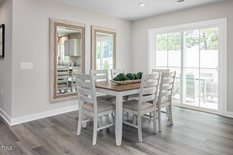 16 Saintsbury Dr, Fuquay Varina, NC 27526