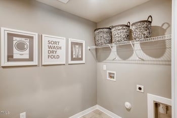 16 Saintsbury Dr, Fuquay Varina, NC 27526