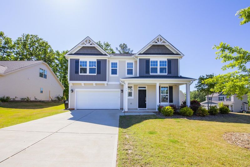 16 San Periro Dr, Clayton, NC 27527