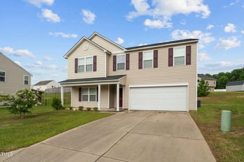 16 Summerwood Ln, Lillington, NC 27546