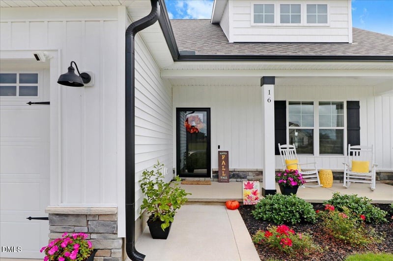 16 Tanseyleaf Dr, Smithfield, NC 27577