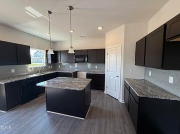 16 Valley Forge Ln, Smithfield, NC 27577