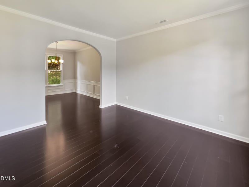 16 Vestrial Ln, Durham, NC 27703