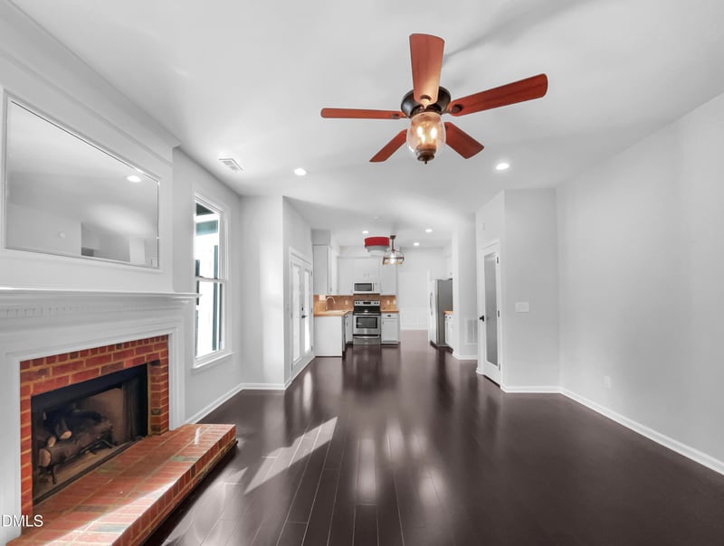 16 Vestrial Ln, Durham, NC 27703