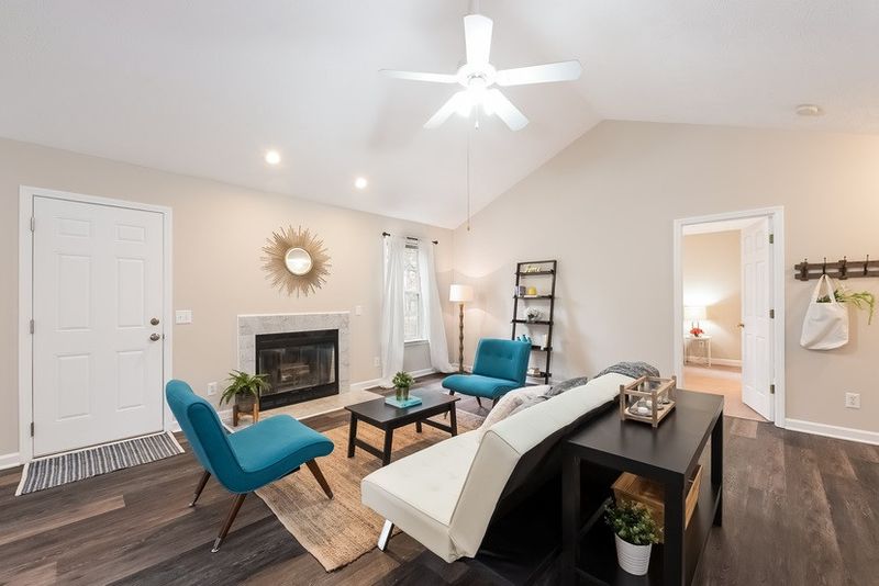 16 Westfield St, Pittsboro, NC 27312