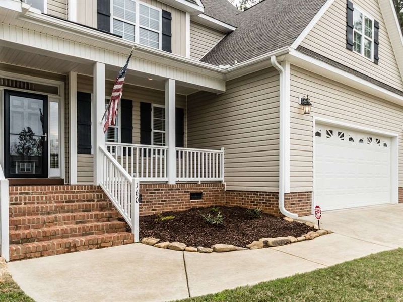 160 Ainsley Ct, Clayton, NC 27527
