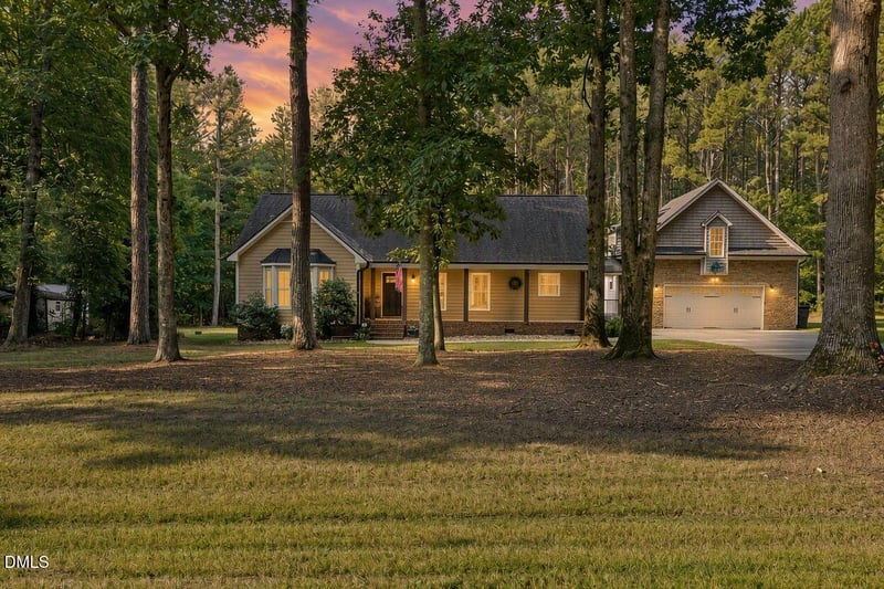160 Baron Cir, Youngsville, NC 27596
