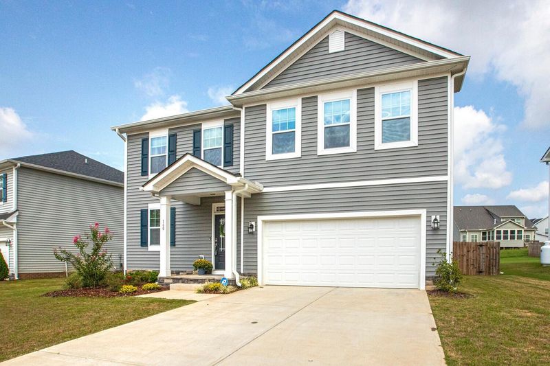 160 Belleforte Park Cir, Garner, NC 27529